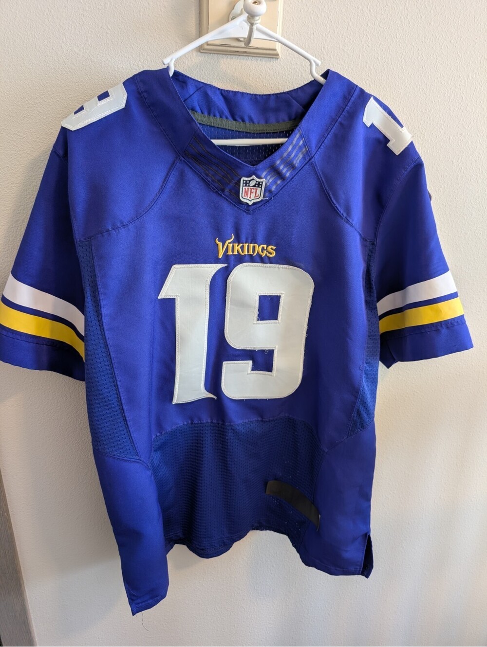 Nike Minnesota Vikings Adam Thielen #19 NFL Jersey Men’s 44 Purple Football Flaw